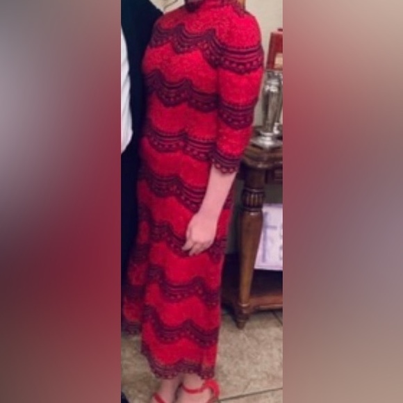 Dainty Jewell’s size large, black, and red dress worn twice in perfect condition - Picture 2 of 3